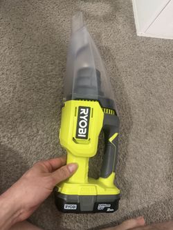 Hand vacuum and one battery