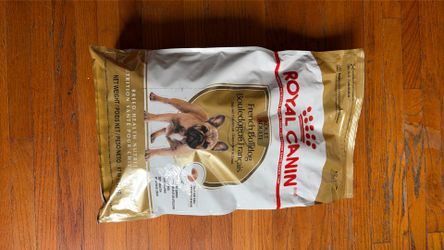 Dog Food ROYAL CANIN NEW