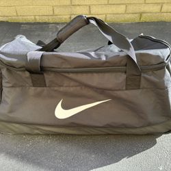Nike Duffle Bag On A Wheels XL