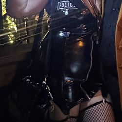 Costume