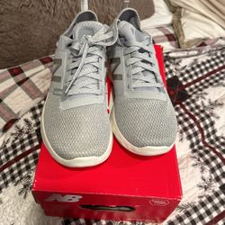 New Women’s New Balance Fresh Foam Running Shoes 9.5 W