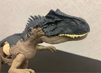 Jurassic Park World Dominion Extreme Damage Roarin' Allosaurus Dinosaur
