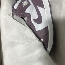 Jordan 1 Mauve 