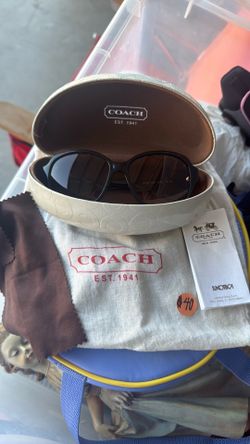 Woman’s coach sun glasses