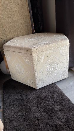 Beige Ottoman