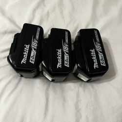 Baterías Makita Nuevas $65 Cada Una  $65 Each