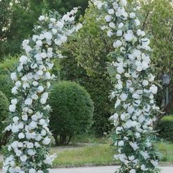 floral arch