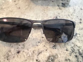 Brand New Men’s Chesterfield Polarized Sunglasses