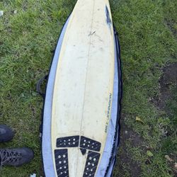 6’1 bill Johnson short board with Lost FCS GMB Fins