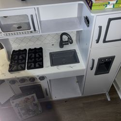Play Kid Kitchen