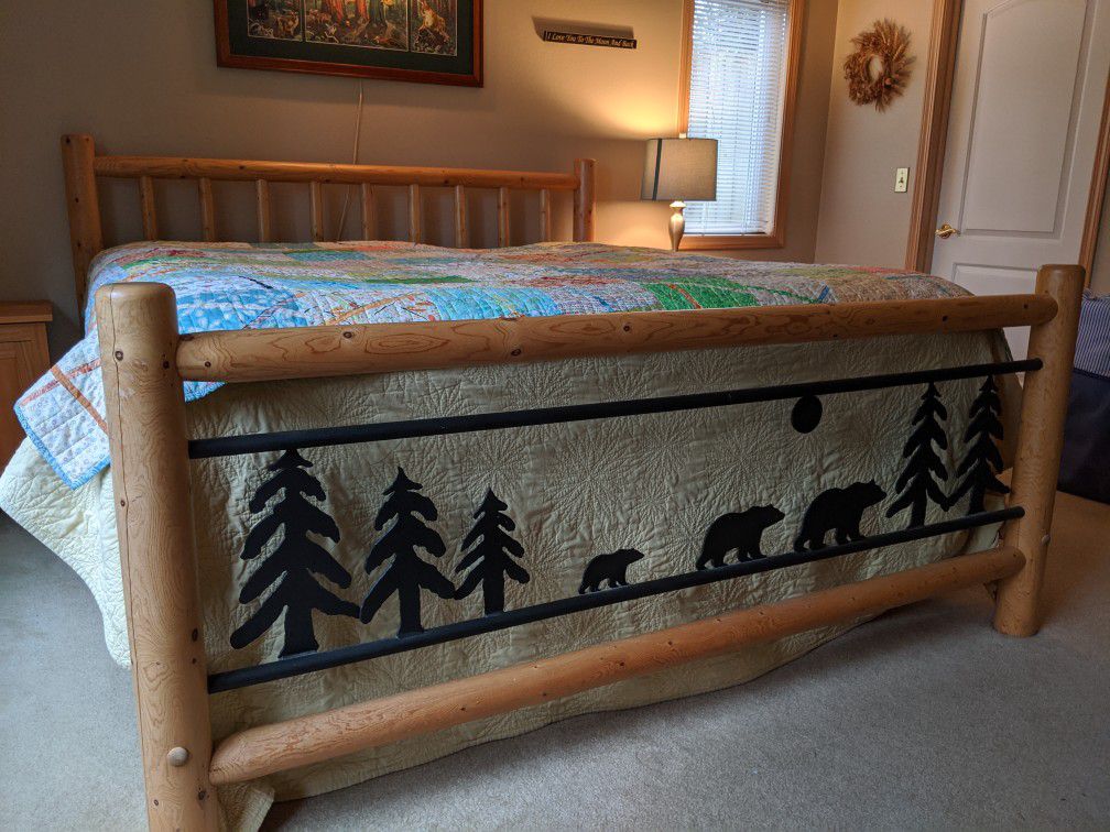 King Pine pole/Iron 4 post bed frame. Bear and Tree motif