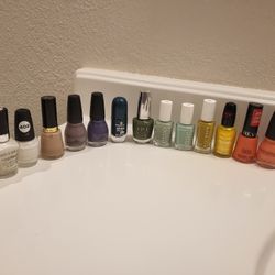 15 Nail Polishes Essie, Revlon, Sinful Colors, OPI, Wet N Wild 
