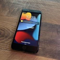 iPhone 7Plus 256GB Unlocked Carrier