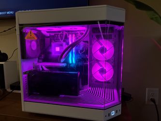 CyberPowerPC - Gaming Desktop - Intel Core i7-14700F - NVIDIA GeForce RTX 5060 Ti  - 32GB DDR5 - 2TB PCIe 4.0 SSD - White