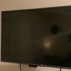43” LG TV and roku