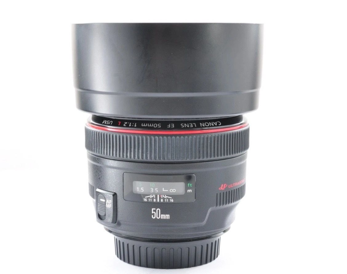 Canon EF 50mm f/1.2 Lens MINT CONDITION LIKE NEW