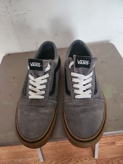 VANS shoes men size 11.5