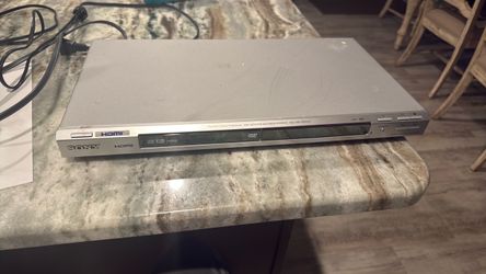 SONY HDMI DVD PLAYER HD DVPNS75H