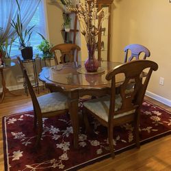 Old World Round Dining Room Table