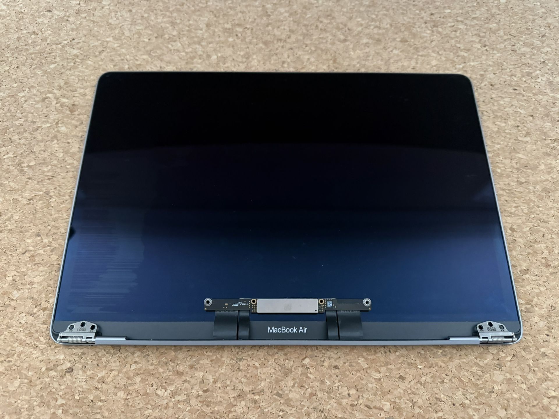 ***Cracked For Parts Only*** Apple MacBook Air 2019 True Tone 13" A1932 Space Gray Display Assembly (OEM)