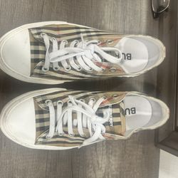 Burberry Shoes 