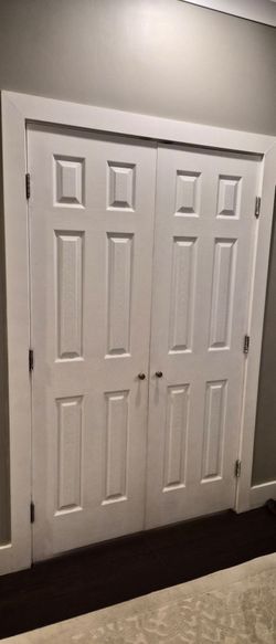 White double interior doors.