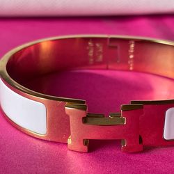 Women Bracelet Replica H