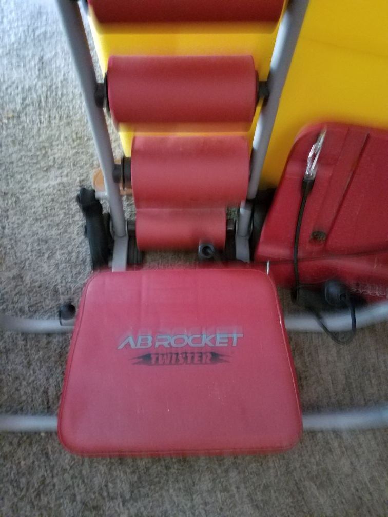Ab Twister, with assessories included plus dvd
