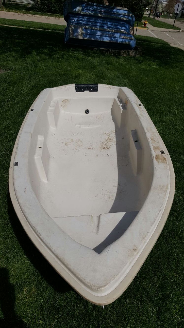 Watertender 8.8 dinghy with oars $180