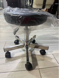 Salon nail tech Rolling chair stool new