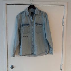 Zara Men’s Denim Jacket – Size Large – Light Wash – Great Condition