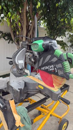 Hitachi /  C12RCH