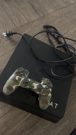 Ps4 with controller and cords