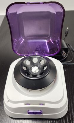 Labnet Mini Centrifuge C1601-P [used]