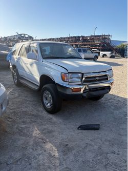 Auto Parts 1997 Toyota 4Runner