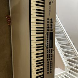 Roland RS5 Synthesizer Keyboard 