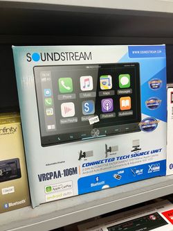 Soundstream double din Bluetooth and apple CarPlay and android auto