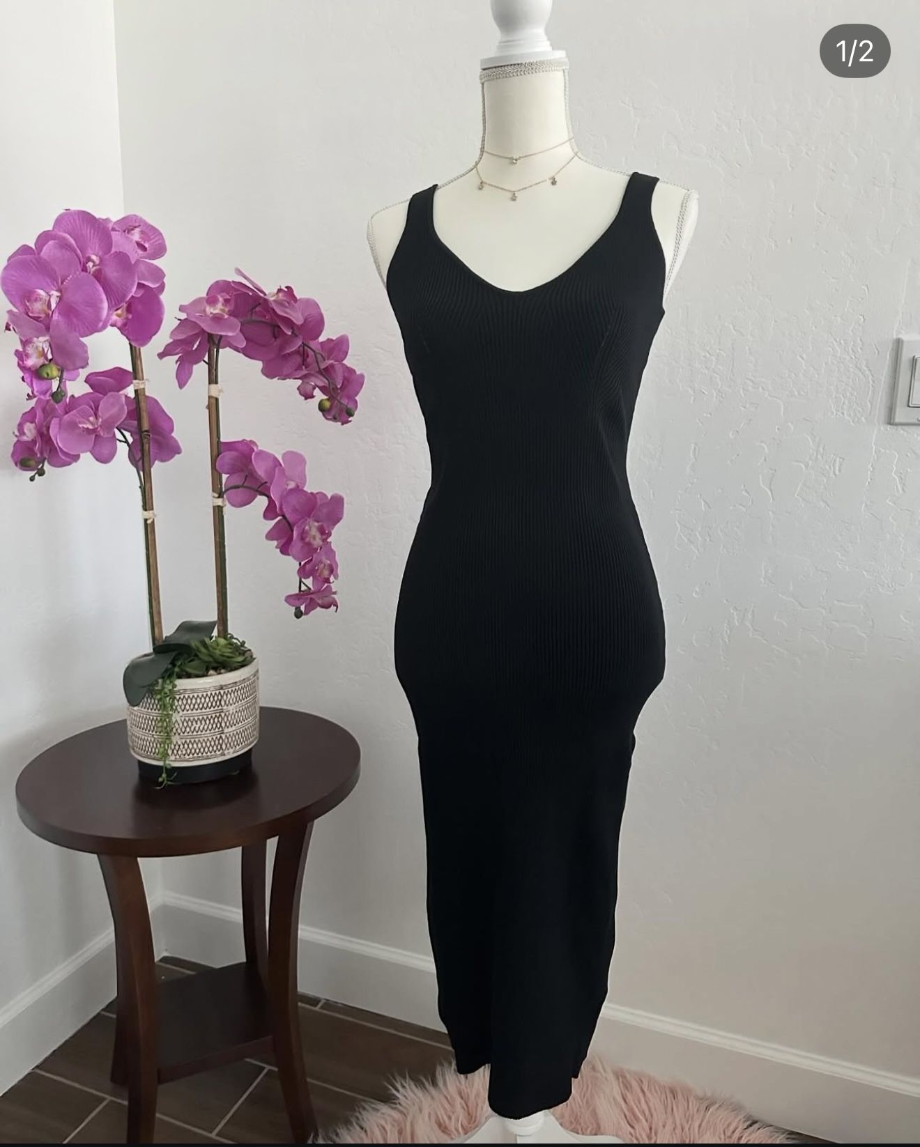 Bodycon Dress With Straps Black Available Small And Large
