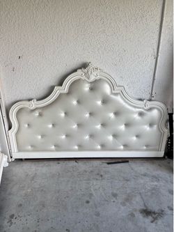 King size bed