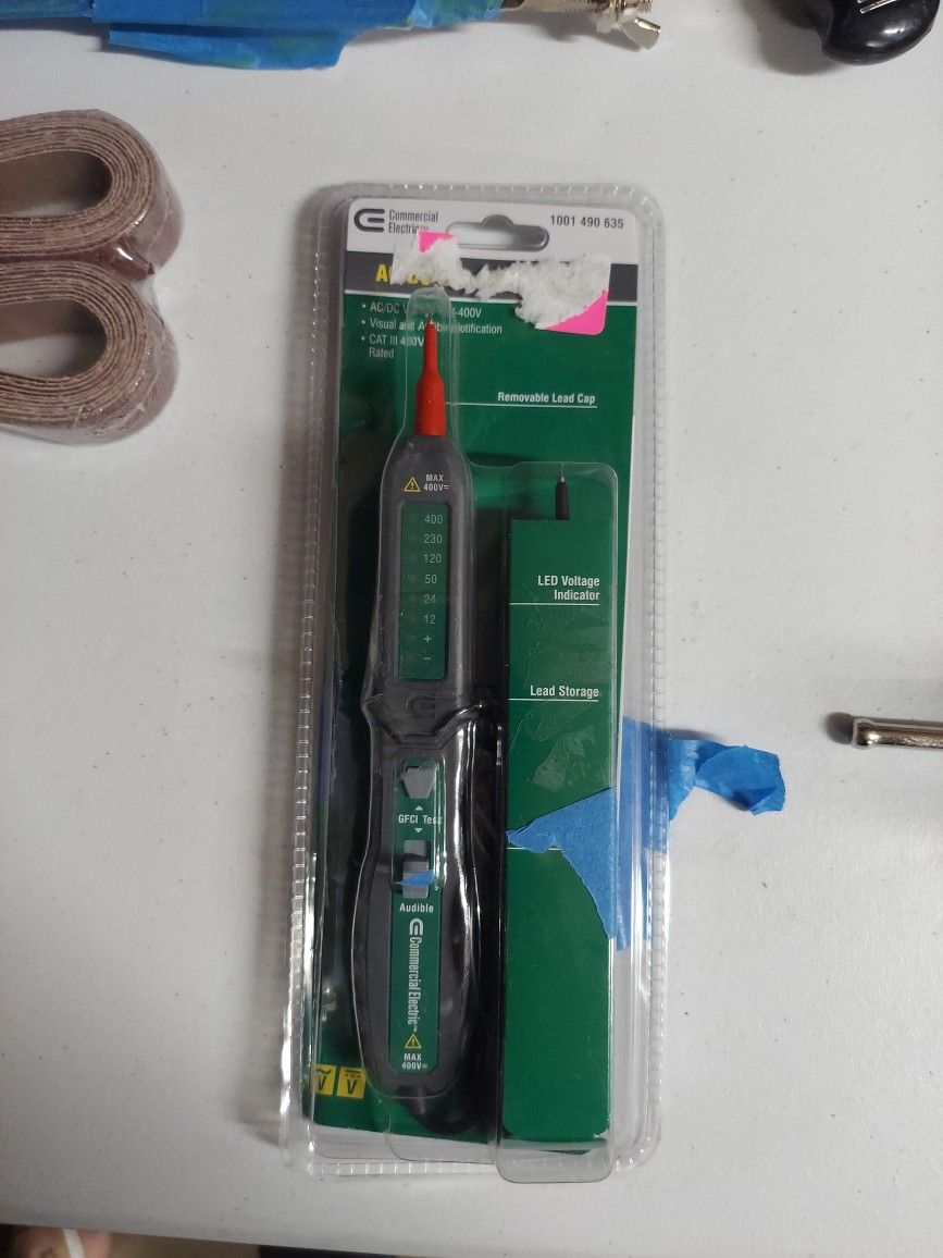 Commercial electric voltage tester outlet
