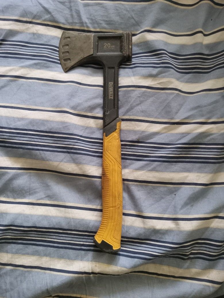 Dewalt Hatchet