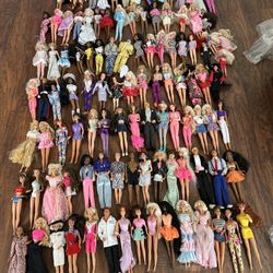 Vintage Barbie Lot 1970’s 80’s 90’s.  105 Barbies AMAZING CONDITION 