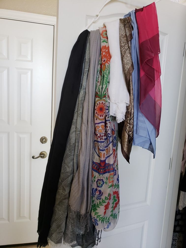 Shawls, scarfs and ties