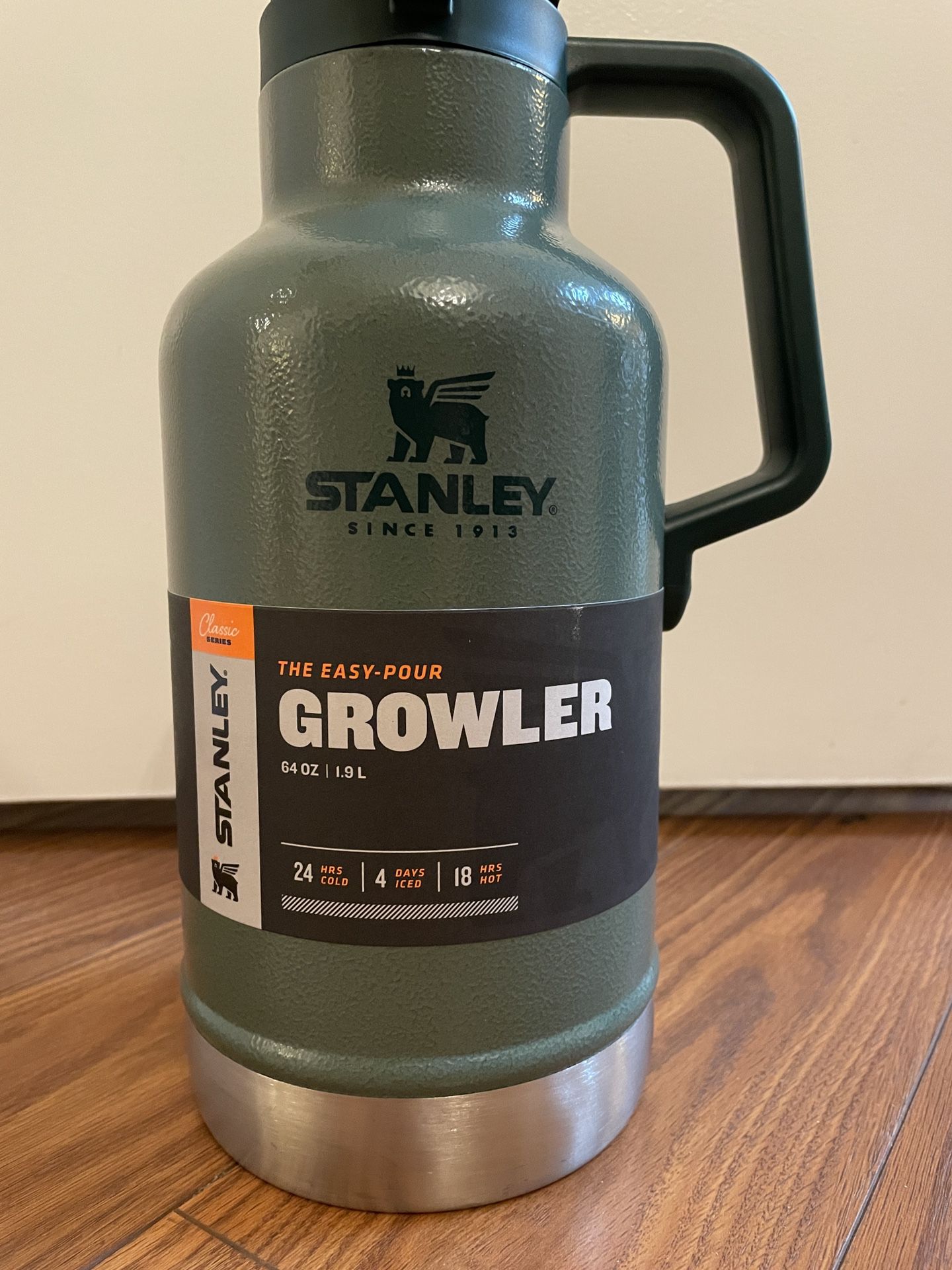 64 Oz. Stanley growler for Sale in Bozeman, MT - OfferUp