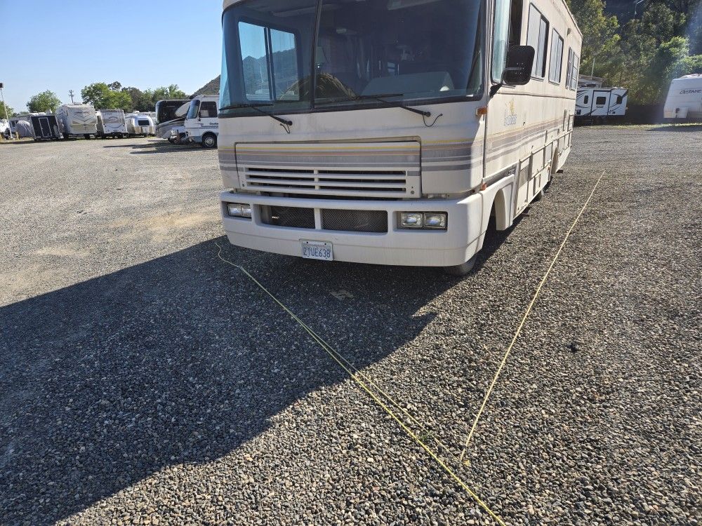 1990 Fleetwood Bounder