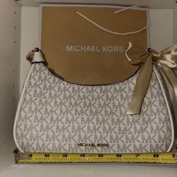 Michael Kors crossbody/shoulder bag