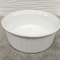 Vintage Corning Ware F-5-B French White Round Casserole Dish 1.6 Liter