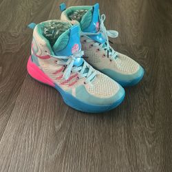 Volleyball Shoes
