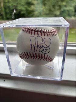 Albert Pujols Signed baseball