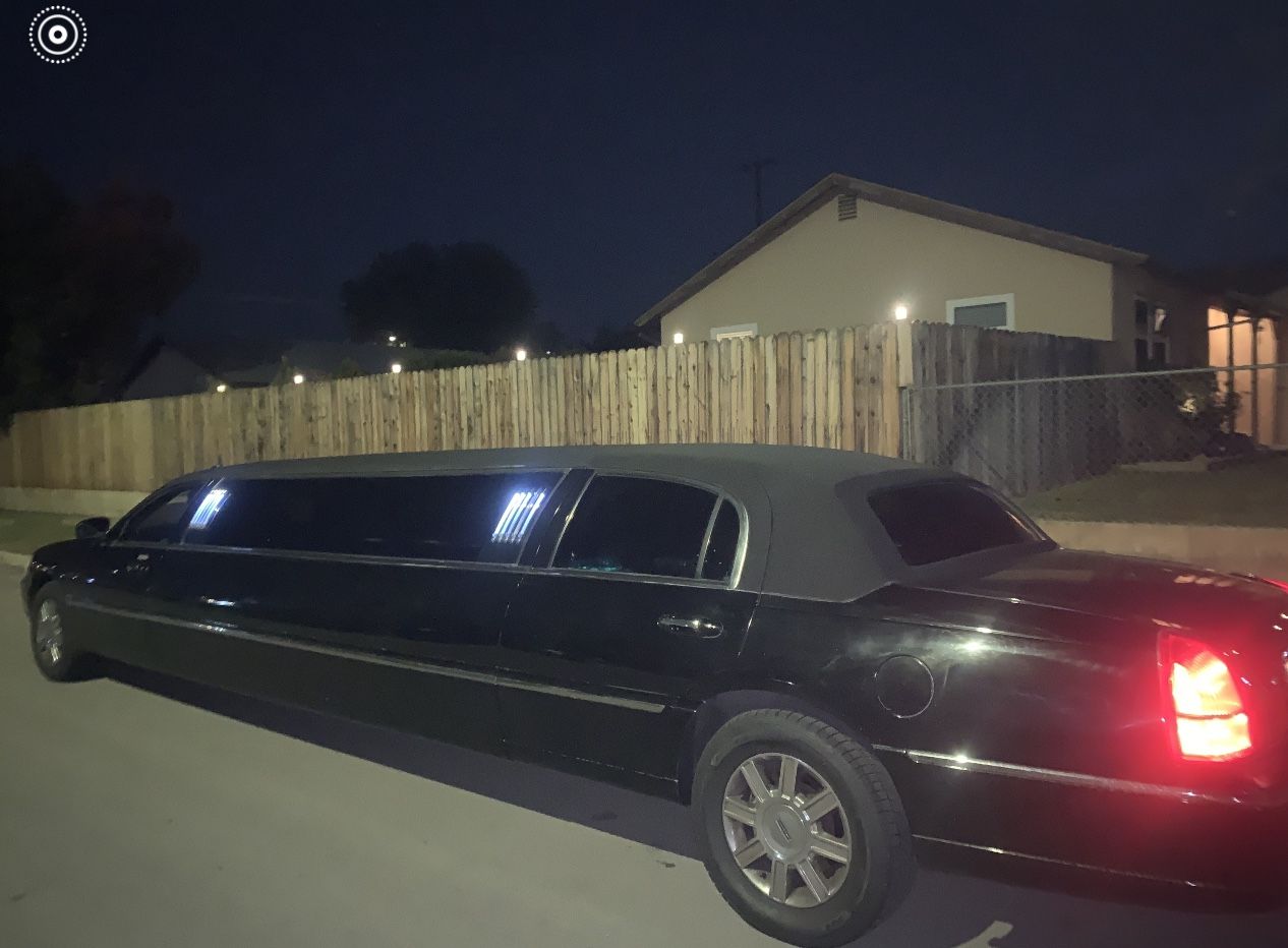 Limousine/limo for Sale in Riverside, CA OfferUp